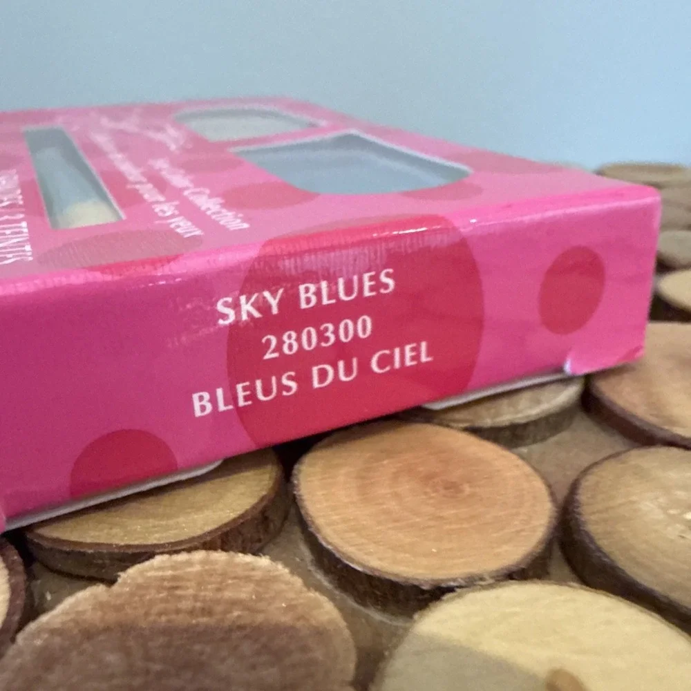 MARY KAY SIGNATURE EYE COLOR‎ COLLECTION 3 SHADES SKY BLUES 280300 NEW IN BOX
